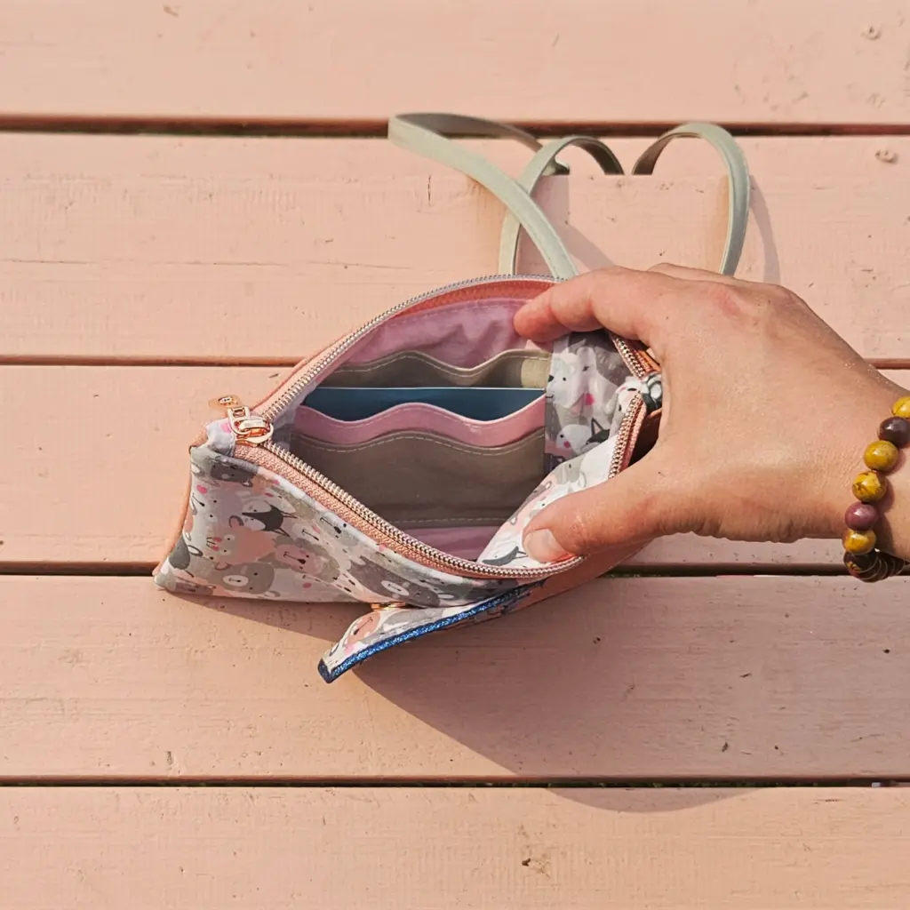 2025-05-20 18.04.39-1.webp