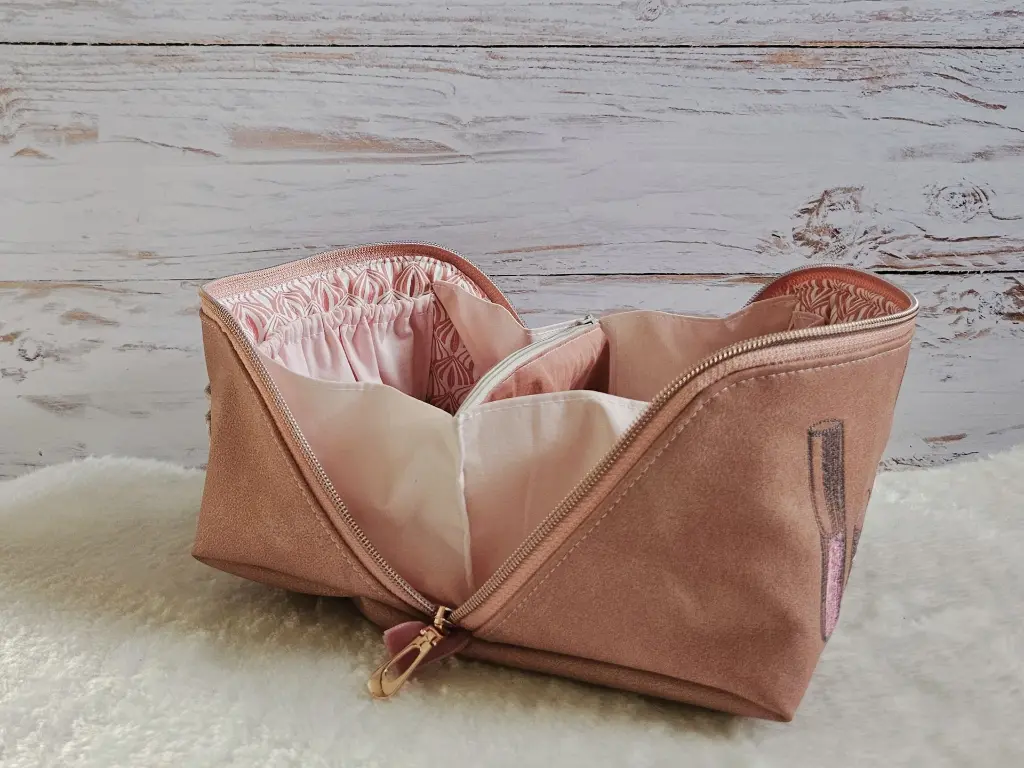 2025-06-18 10.11.44-2.webp